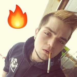 Meet your Posher, Stanley